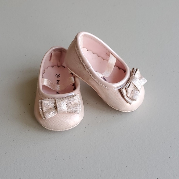 Koalababy Other - Koalababy Mary Jane Slip Ons Size 0